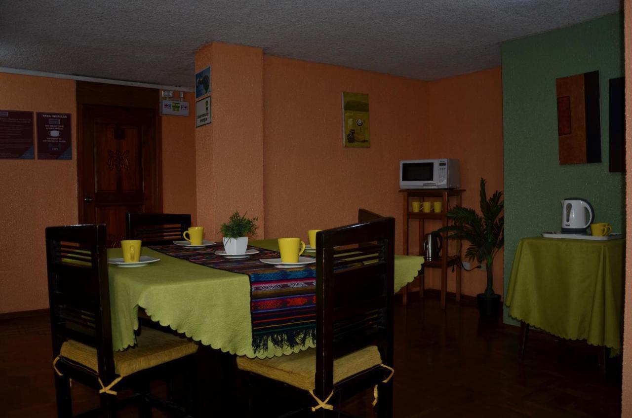 La Estacion Hostal Quito Exterior photo